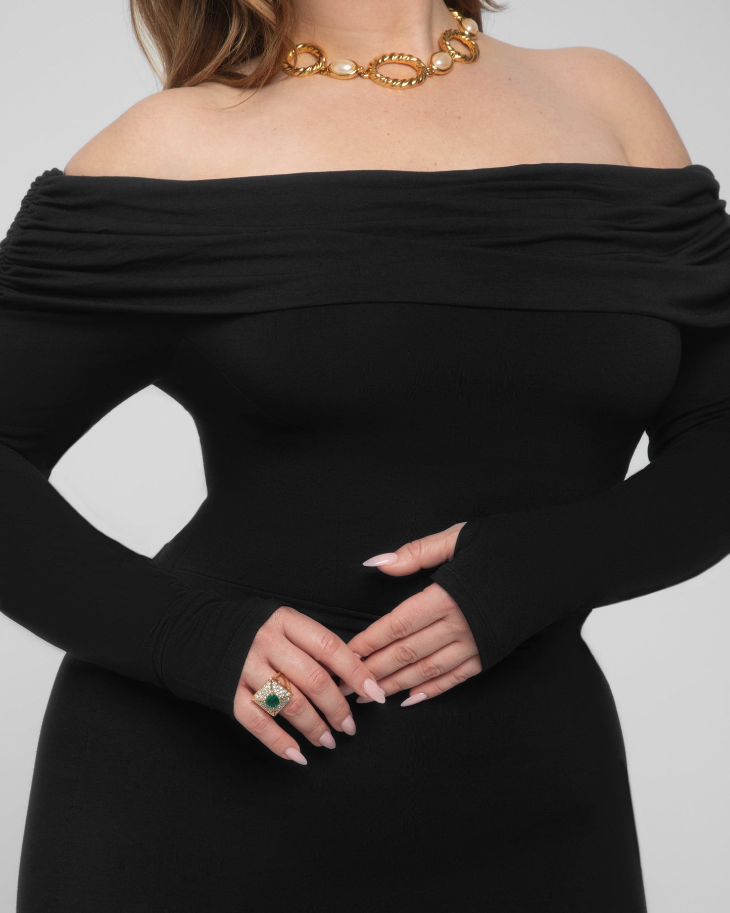 Shapey Off Shoulder Ruched Dress - Black - samana vibes